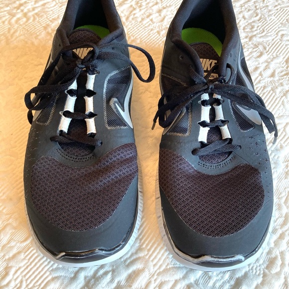 Nike Free Run 3 Sneakers - Picture 3 of 12